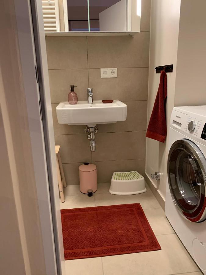 Red Flat By Grazrentals Direct By University & Free Parking Dış mekan fotoğraf